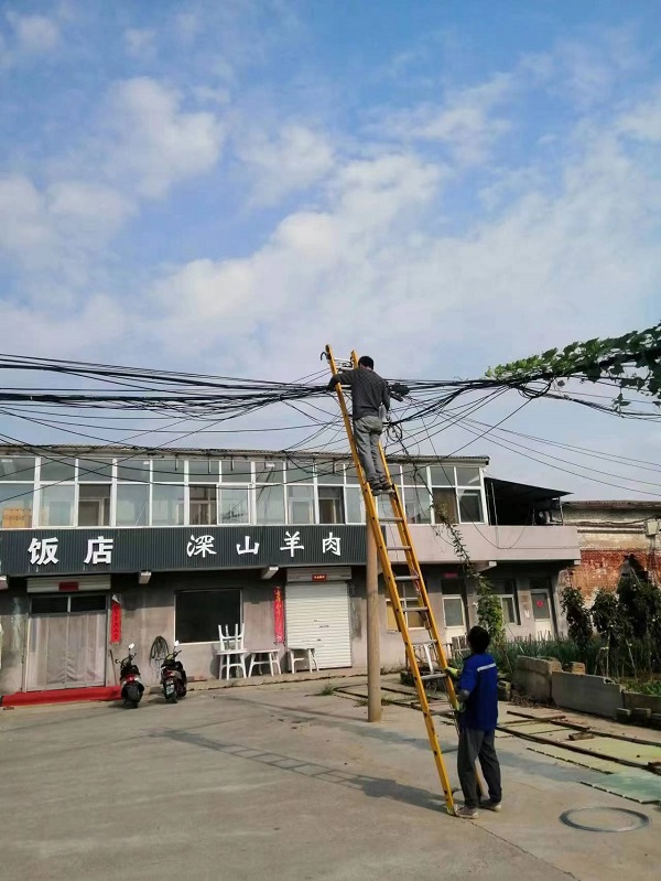 晋城移动矿区营业部：全力推进线缆整治，提升城市整体形象